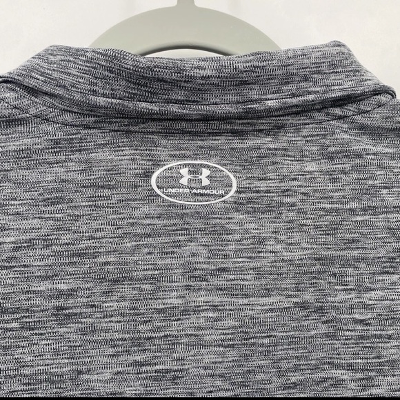 Under Armour | Women’s Large Grey Heat Gear Quarter Zip |‎ Pullover, Lightweight - Picture 4 of 5
